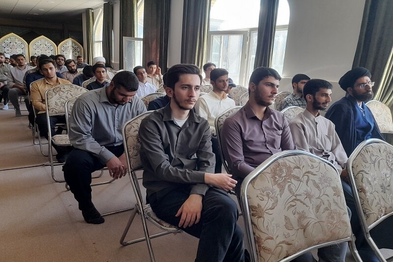 استاد، محور اصلی و بی‌بدیل تربیت در حوزه‌های علمیه است