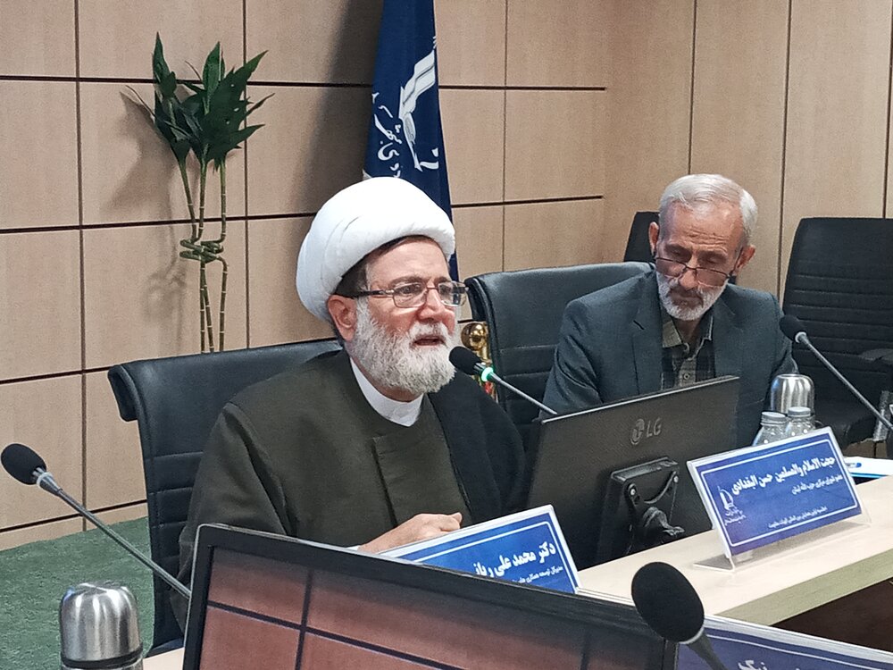 حوزه‌ علمیه پشتوانه پیروزی ایران در برابر توطئه‌های غرب است