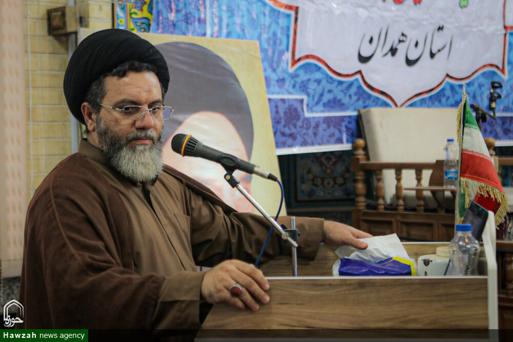 فیلم| دعوت به جشن خانوادگی روز میلاد پیامبر اکرم (ص)