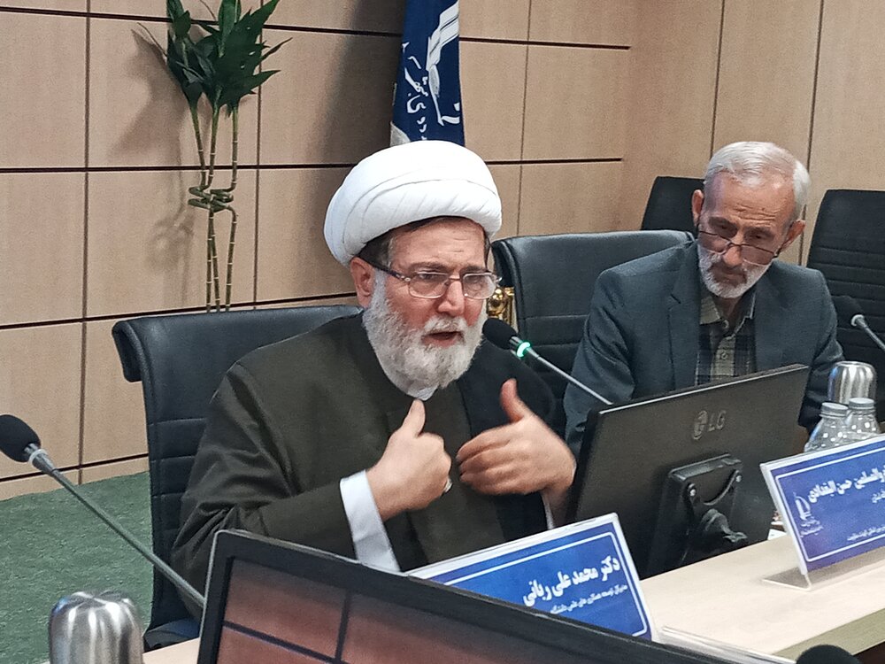 حجت الاسلام شیخ حسن البغدادی  در اجلاسیه اولین همایش بین المللی الهیات مقاومت