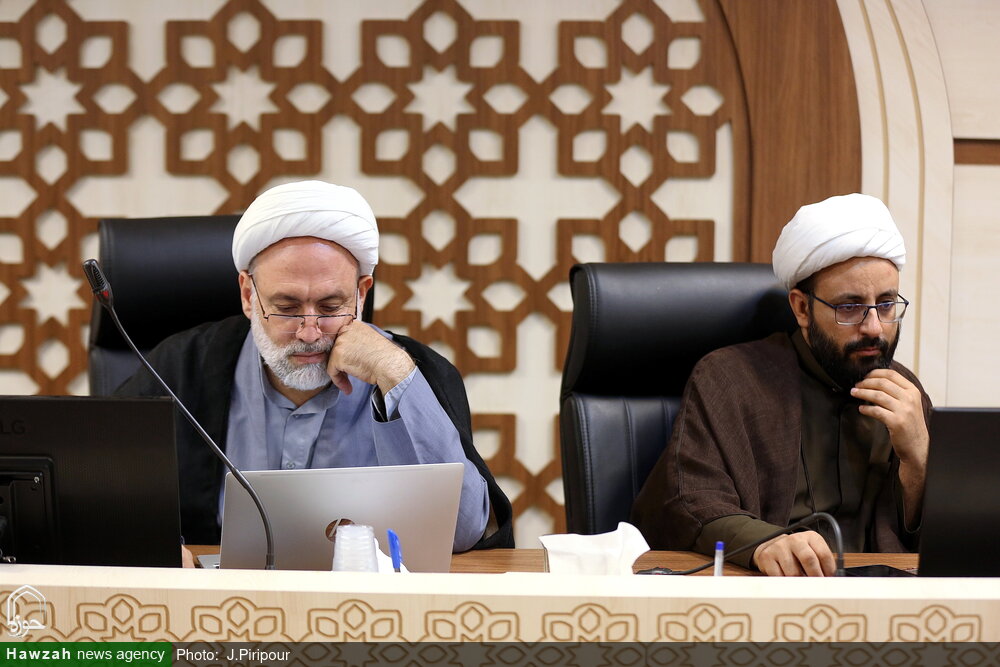 تصاویر/ نشست ستاد راهبری حوزه های علمیه
