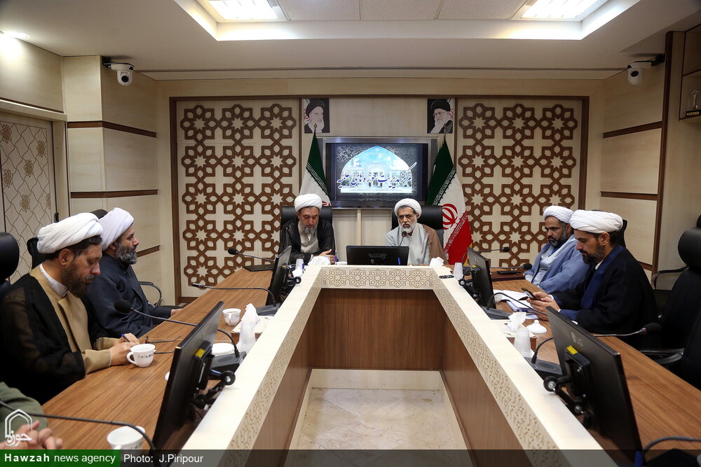تصاویر/ نشست ستاد راهبری حوزه های علمیه