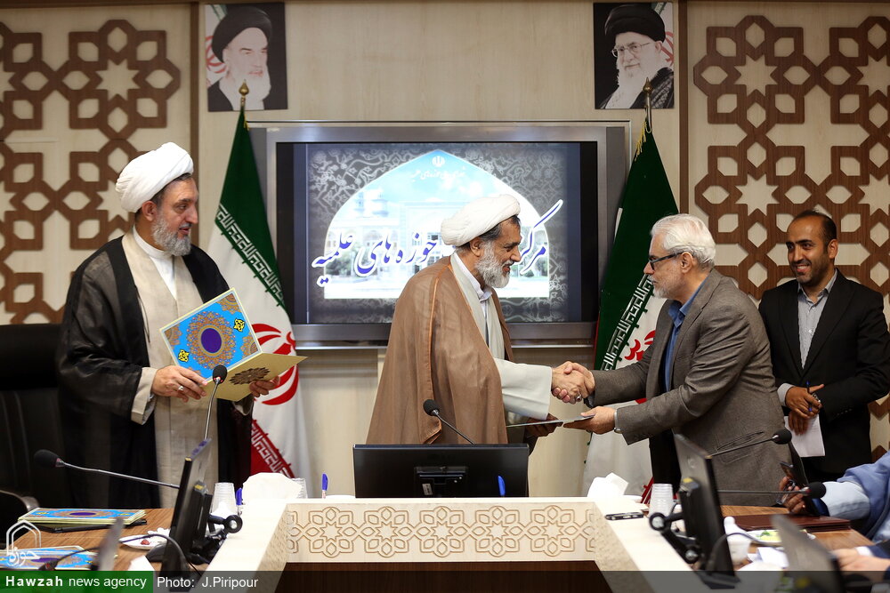 تصاویر/ نشست ستاد راهبری حوزه های علمیه