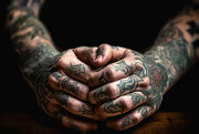 Mada ya Utafiti wa Kisheria | Je, kutawadha na kuoga janaba huku kukiwa na tatoo ni sahihi?