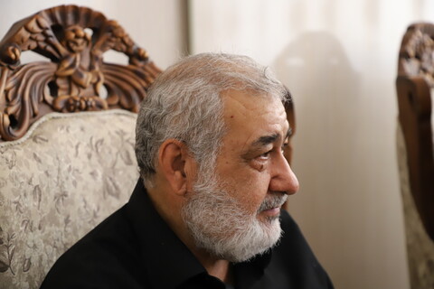 تصاویر/ دیدار مسئول دفتر امور اجتماعی و سیاسی حوزه‌های علمیه با خانواده شهید اقتدار رضا جان نثار حسینی