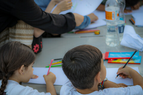 تصاویر/راه‌اندازی ۱۰ میز مشاوره مردمی در همدان توسط معاونت تبلیغ مدرسه علمیه آیت‌الله آخوند