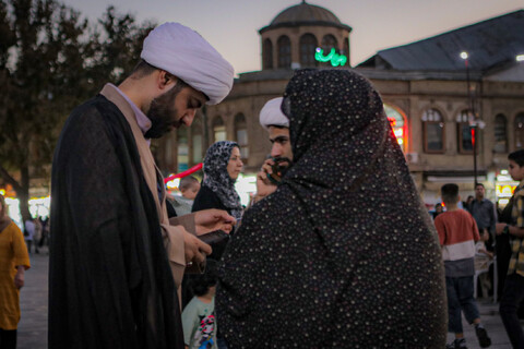 تصاویر/راه‌اندازی ۱۰ میز مشاوره مردمی در همدان توسط معاونت تبلیغ مدرسه علمیه آیت‌الله آخوند