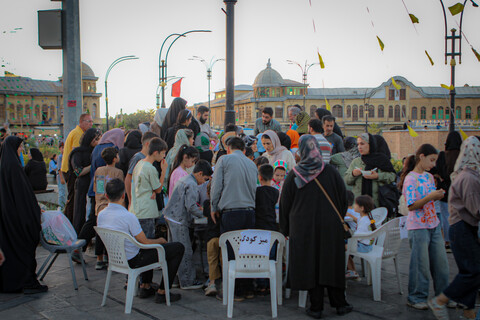 تصاویر/راه‌اندازی ۱۰ میز مشاوره مردمی در همدان توسط معاونت تبلیغ مدرسه علمیه آیت‌الله آخوند