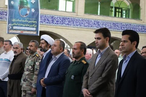 تصاویر/  ویژه‌برنامه‌ی جشن وحدت و میلاد پیامبر رحمت (ص) در پیرانشهر