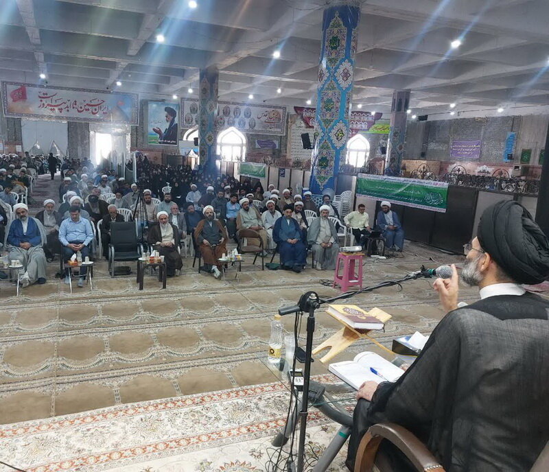 فیلم | تأکید نماینده ولی‌فقیه در کاشان بر پاسخگویی حوزه‌های علمیه به مسائل مربوط به حکمرانی اسلامی