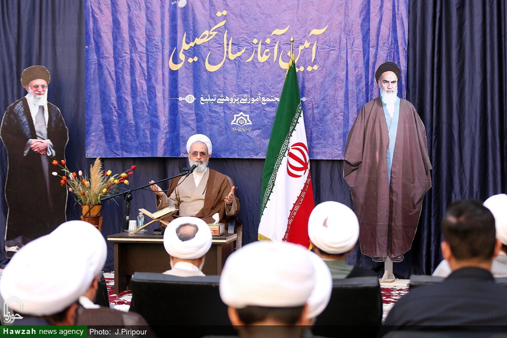 آنچه حوزه را ممتاز می‌کند «بلاغ مبین» است / گفتمان انقلاب اسلامی همان گفتمان رسول الله(ص) است