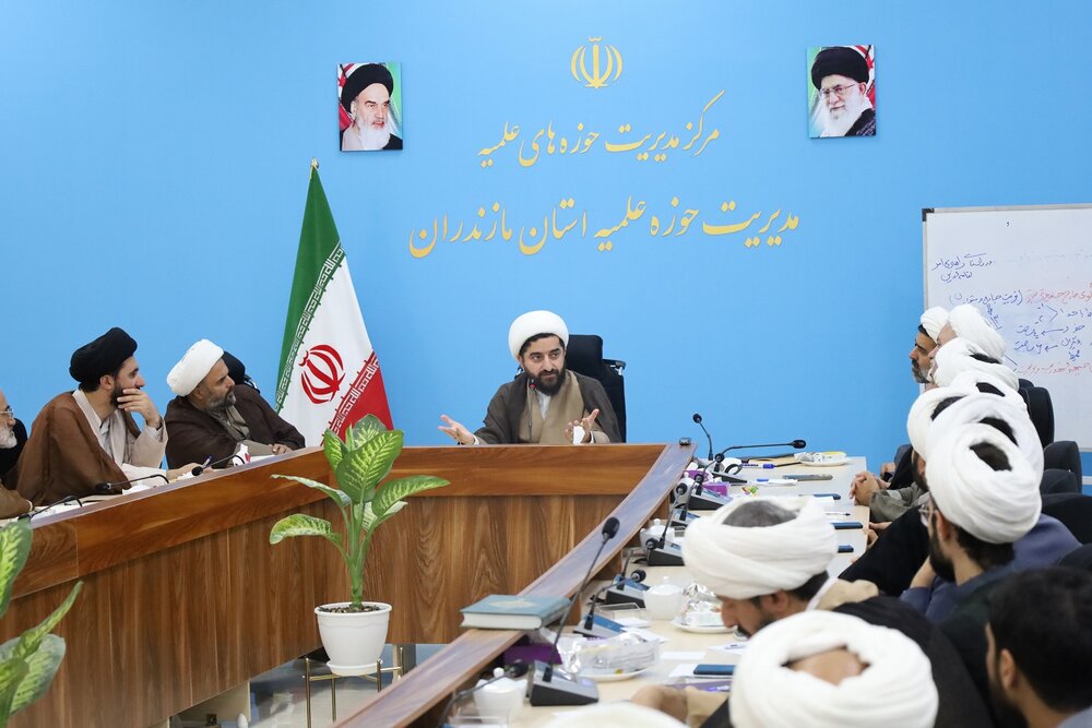 مرجعیت حوزه با تقویت معنویت و پاسخگویی علمی احیا می‌شود