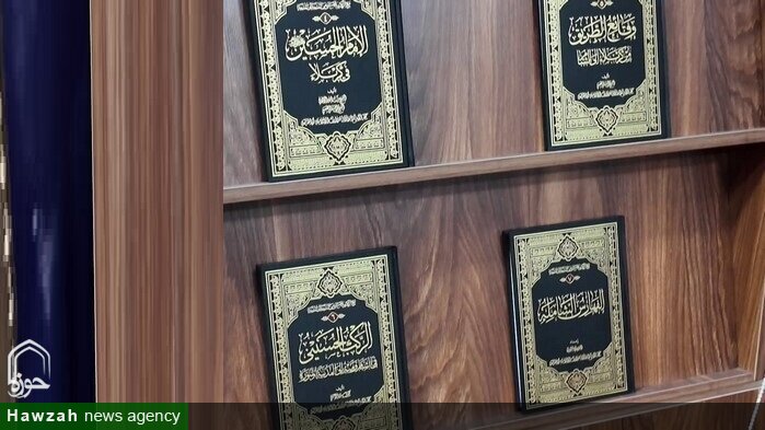 تقدیر از نویسندگان کتاب مع الرکب الحسینی در قم توسط آیت الله طبسی