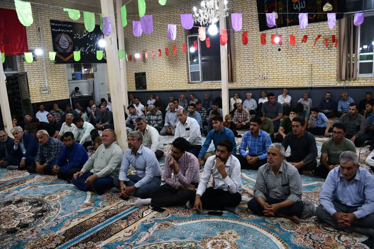 سیره اخلاقی پیامبر اکرم(ص) و امام صادق(ع) راه نجات امت اسلامی است