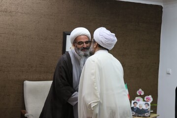 تصاویر/ دیدار مدیرکل، کارکنان ستادی و کارکنان ادارات اوقاف شهرستان سمنان و مهدی‌شهر با نماینده ولی فقیه در استان