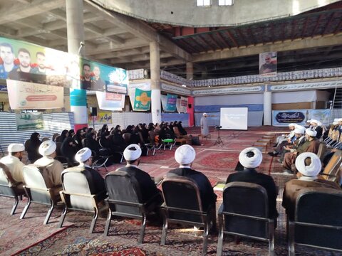 تصاویر نشست قرارگاه راهبردی و پشتیبانی مساجد شهرستان دلفان