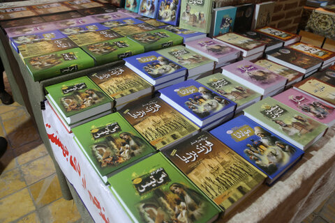 تصاویر / برگزاری چهارمین نمایشگاه کتاب در قزوین