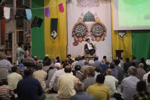 عکس| جشن میلاد حضرت محمد(ص) با حضور علمای شیعه و سنی در مسجد امام حسین(ع) بیرجند