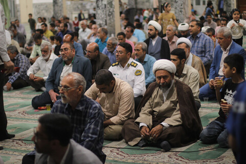 عکس| جشن میلاد حضرت محمد(ص) با حضور علمای شیعه و سنی در مسجد امام حسین(ع) بیرجند