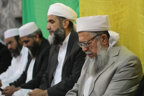 عکس| جشن میلاد حضرت محمد(ص) با حضور علمای شیعه و سنی در مسجد امام حسین(ع) بیرجند