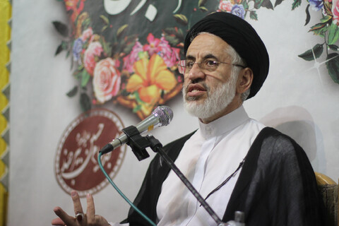 عکس| جشن میلاد حضرت محمد(ص) با حضور علمای شیعه و سنی در مسجد امام حسین(ع) بیرجند