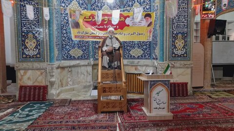 تصاویر/ مراسم جشن به مناسبت بزرگداشت هفته وحدت و ولادت نبی اکرم در نقده