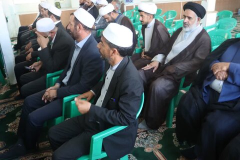 تصاویر/ نشست هم اندیشی روحانیون شیعه وسنی چالدران