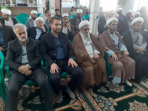 تصاویر/ نشست هم اندیشی روحانیون شیعه وسنی چالدران