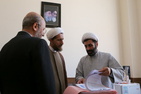 تصاویر / حضور نماینده ولی فقیه در استان قزوین  در دادسرای عمومی و انقلاب قزوین