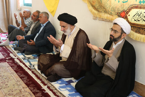 تصاویر/ جشن میلاد پیامبر اسلام (ص) و امام صادق (ع) در دفتر امام جمعه شهرکرد