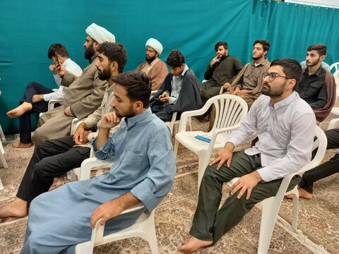 تصاویر/ آیین عمامه‌گذاری طلاب مدرسه علمیه المهدی(عج) آران و بیدگل