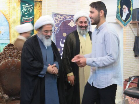 تصاویر/ مراسم جشن پیامبر اکرم (ص) و امام جعفرصادق (ع) و آغاز سال تحصیلی جدید مدرسه علمیه امام صادق علیه‌السلام (مدرسه آقا)