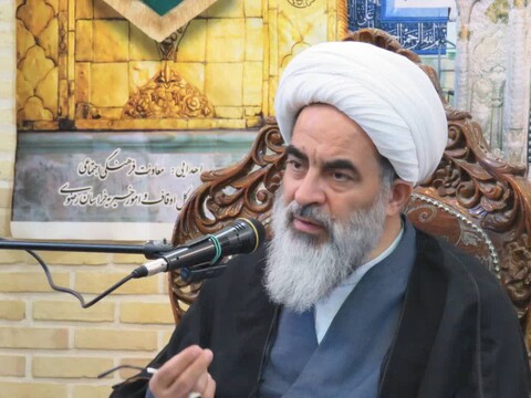 تصاویر/ مراسم جشن پیامبر اکرم (ص) و امام جعفرصادق (ع) و آغاز سال تحصیلی جدید مدرسه علمیه امام صادق علیه‌السلام (مدرسه آقا)