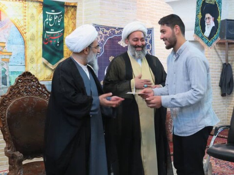 تصاویر/ مراسم جشن پیامبر اکرم (ص) و امام جعفرصادق (ع) و آغاز سال تحصیلی جدید مدرسه علمیه امام صادق علیه‌السلام (مدرسه آقا)