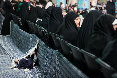 تصاویر/ گرامیداشت عید میلاد پیامبر اکرم(ص) و امام صادق(ع) در حسینیه امام خمینی(ره)