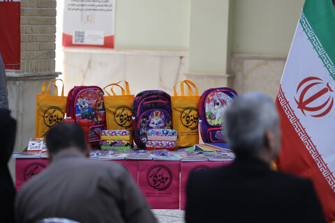 تصاویر / توزیع 4هزار بسته کیف و لوازم تحریر بین دانش‌آموزان نیازمند همدانی