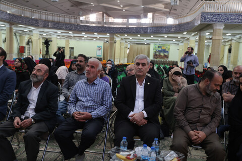 تصاویر / توزیع 4هزار بسته کیف و لوازم تحریر بین دانش‌آموزان نیازمند همدانی