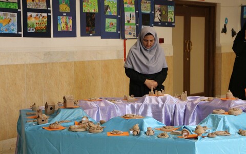 تصاویر/ افتتاحیه نمایشگاه «به رنگ تابستان» در سمنان