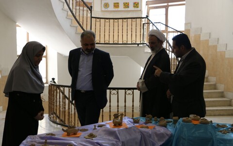 تصاویر/ افتتاحیه نمایشگاه «به رنگ تابستان» در سمنان