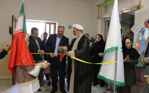 تصاویر/ افتتاحیه نمایشگاه «به رنگ تابستان» در سمنان