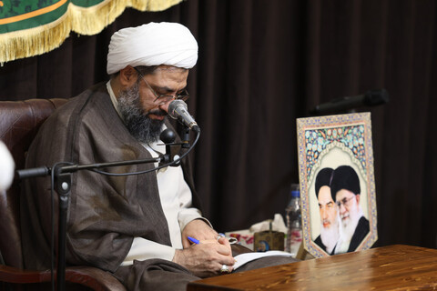 تصاویر / دیدار طلاب طرح امین با نماینده ولی فقیه در استان همدان