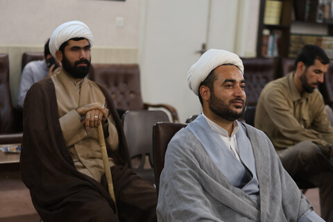 تصاویر / دیدار طلاب طرح امین با نماینده ولی فقیه در استان همدان