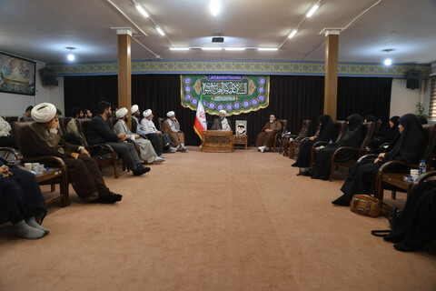 تصاویر / دیدار طلاب طرح امین با نماینده ولی فقیه در استان همدان