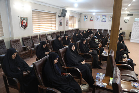 تصاویر / دیدار طلاب طرح امین با نماینده ولی فقیه در استان همدان