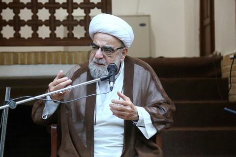 تصاویر/ مراسم رونمایی از کتاب «کشف اسرار؛ زمینه‌ها و پیامدها