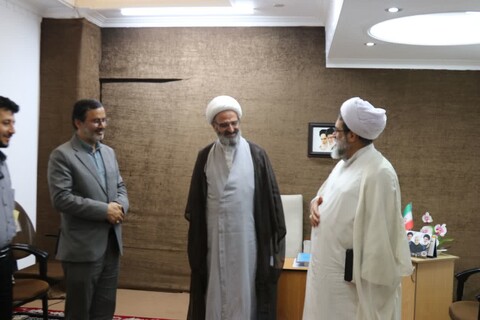 تصاویر/ دیدار مدیرکل، کارکنان ستادی و کارکنان ادارات اوقاف شهرستان سمنان و مهدی‌شهر با نماینده ولی فقیه در استان سمنان