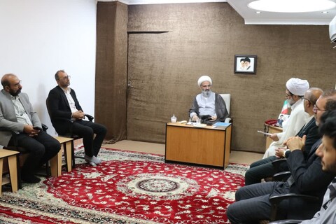 تصاویر/ دیدار مدیرکل، کارکنان ستادی و کارکنان ادارات اوقاف شهرستان سمنان و مهدی‌شهر با نماینده ولی فقیه در استان سمنان