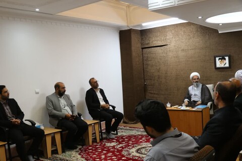 تصاویر/ دیدار مدیرکل، کارکنان ستادی و کارکنان ادارات اوقاف شهرستان سمنان و مهدی‌شهر با نماینده ولی فقیه در استان سمنان