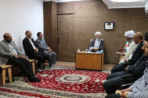 تصاویر/ دیدار مدیرکل، کارکنان ستادی و کارکنان ادارات اوقاف شهرستان سمنان و مهدی‌شهر با نماینده ولی فقیه در استان سمنان