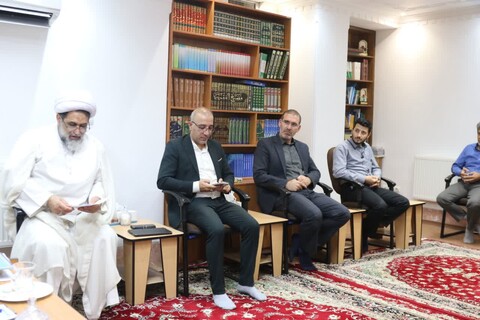 تصاویر/ دیدار مدیرکل، کارکنان ستادی و کارکنان ادارات اوقاف شهرستان سمنان و مهدی‌شهر با نماینده ولی فقیه در استان سمنان